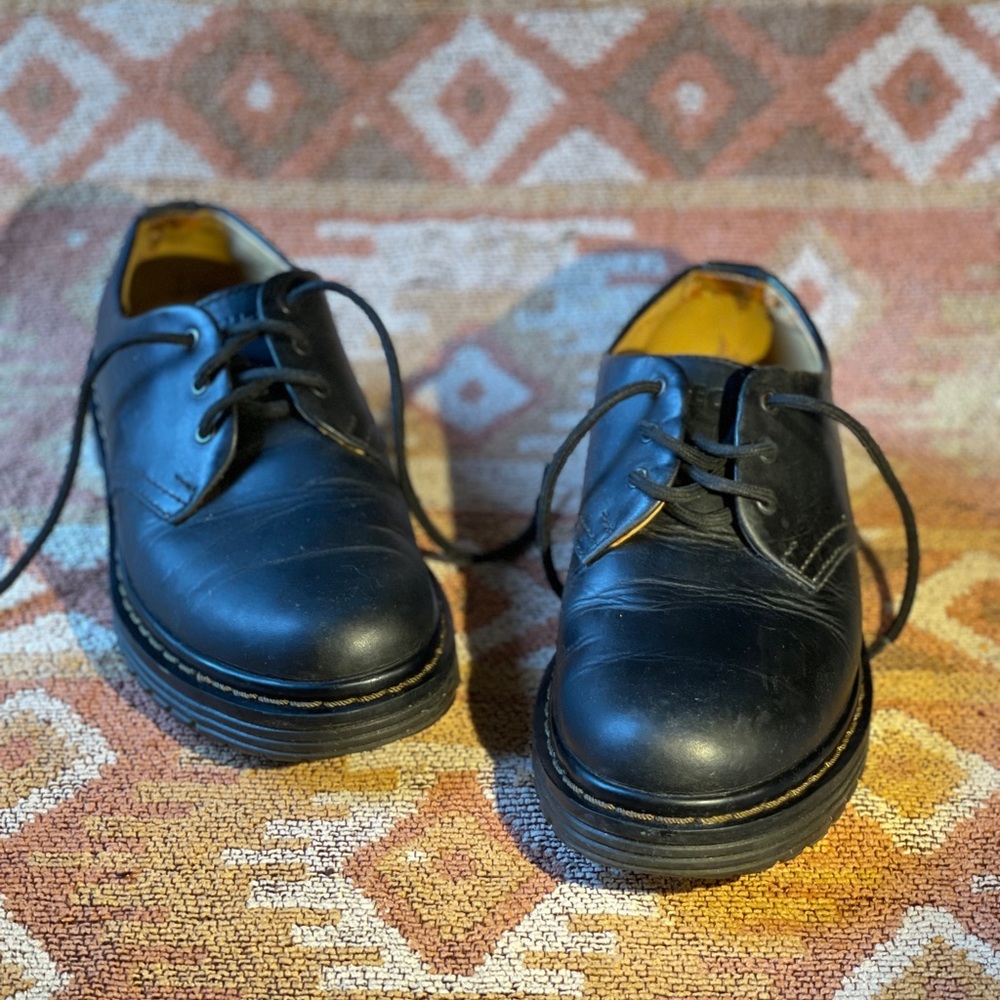 Skechers lace up low cut. Dr Martin style.